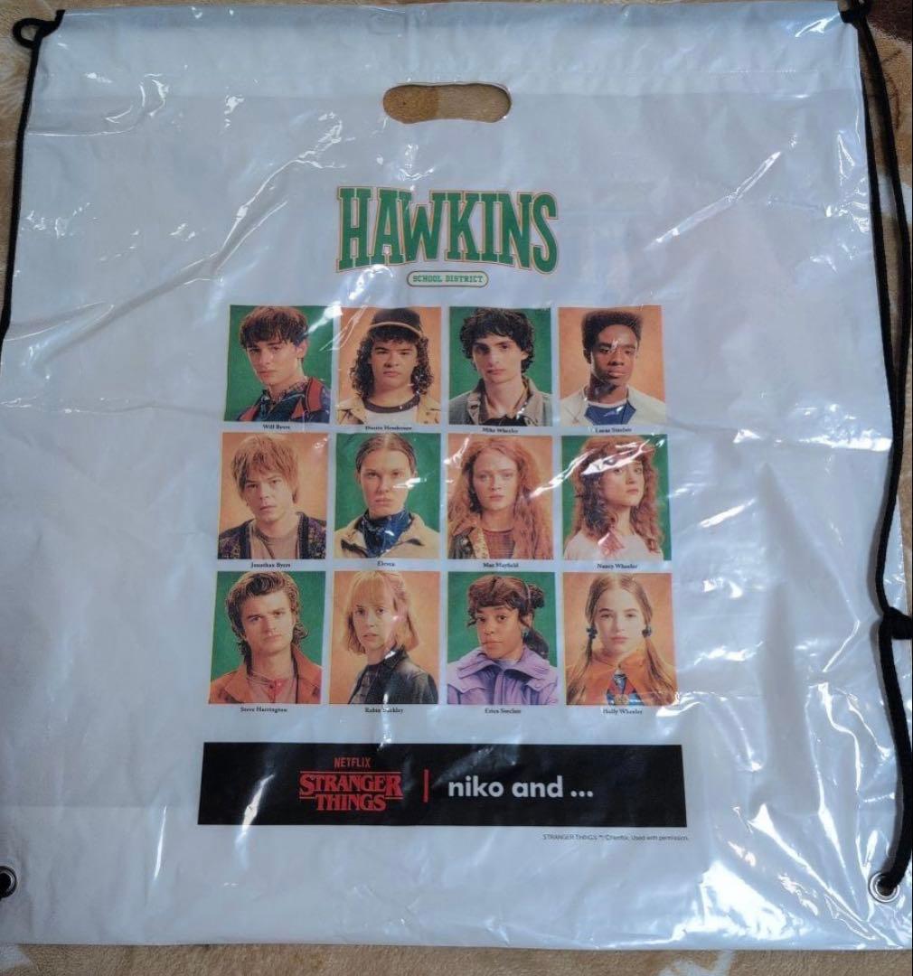 ストレンジャーシングス　niko and… スウェット　　　袋付き