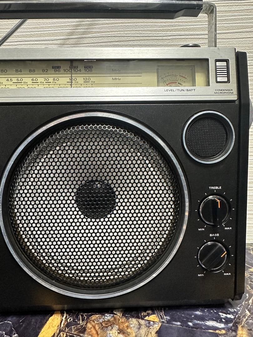 美品！動作品TRK-5240 ラジカセHITACHI/日立FM/SW/MWラジオ