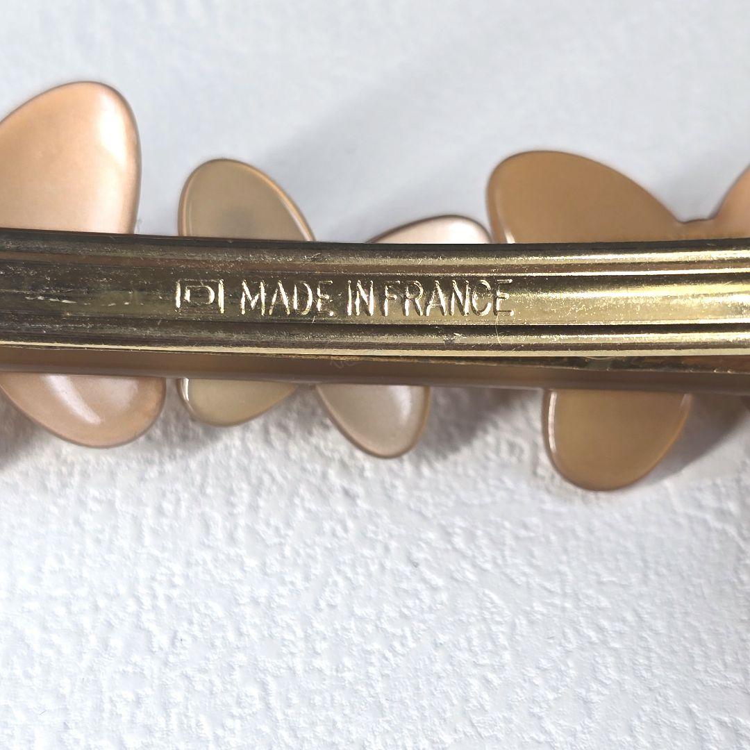 アレクサンドル ドゥ パリ　バレッタ　立体モチーフ　バタフライ