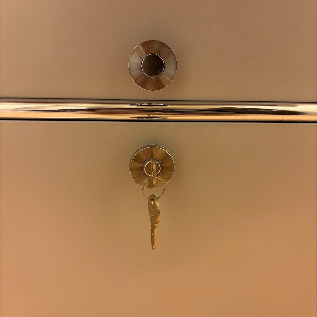 【USMハラー】1列2段キャビネット／ケーブルホールあり