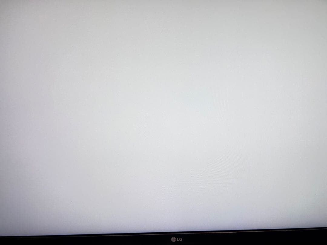 ディスプレイ・モニター本体 32UN880-B