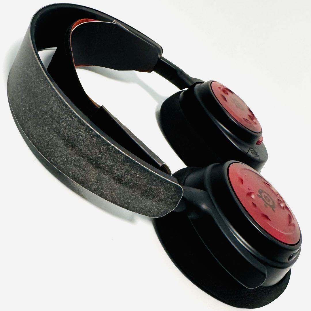 SteelSeries Arctis Nova 7 Diablo IV 限定版