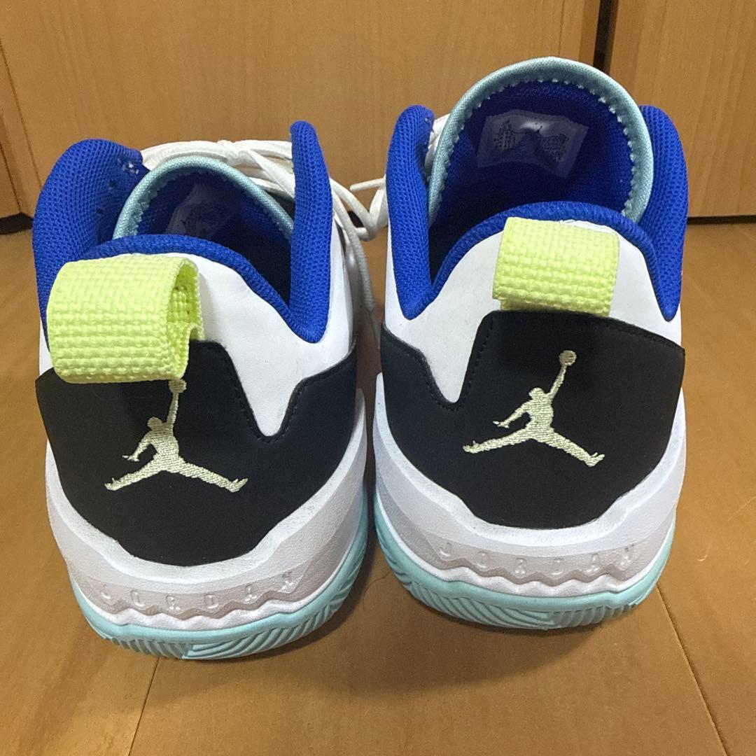 Jordan バスケットボールシューズ ホワイト/ブラック/ブルー/イエロー