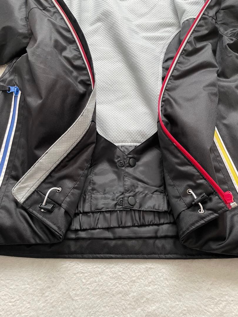 サロモン　SALOMON 中綿ジャケット　Lサイズ