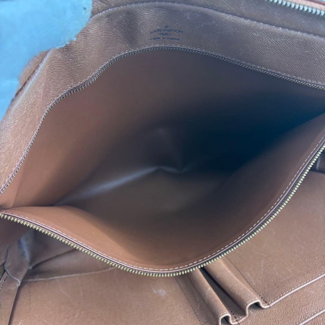 ルイヴィトン ポルトドキュマン ヴォワヤージュ ビジネスバッグ ケニアブラウン