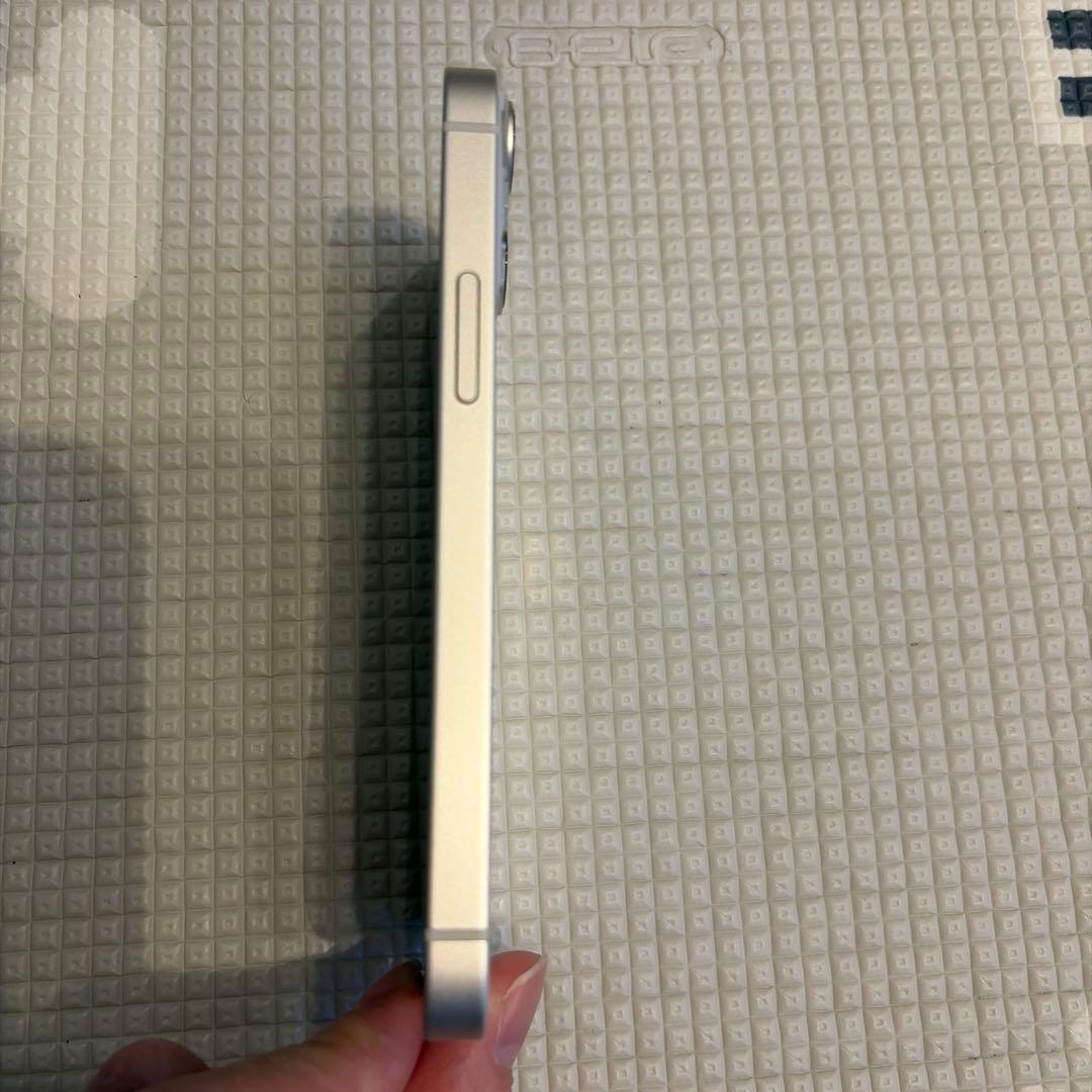 Apple iPhone 13miniホワイト 本体