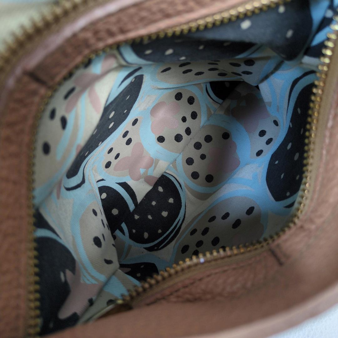 IANNE イアンヌ オリビア ショルダーバッグ ハンドバッグ 2way シボ