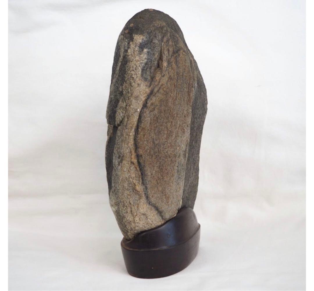 送料無料 水石愛好家蔵品放出 ★大珍品★古梅のある石　天然石・名石　唐木台座