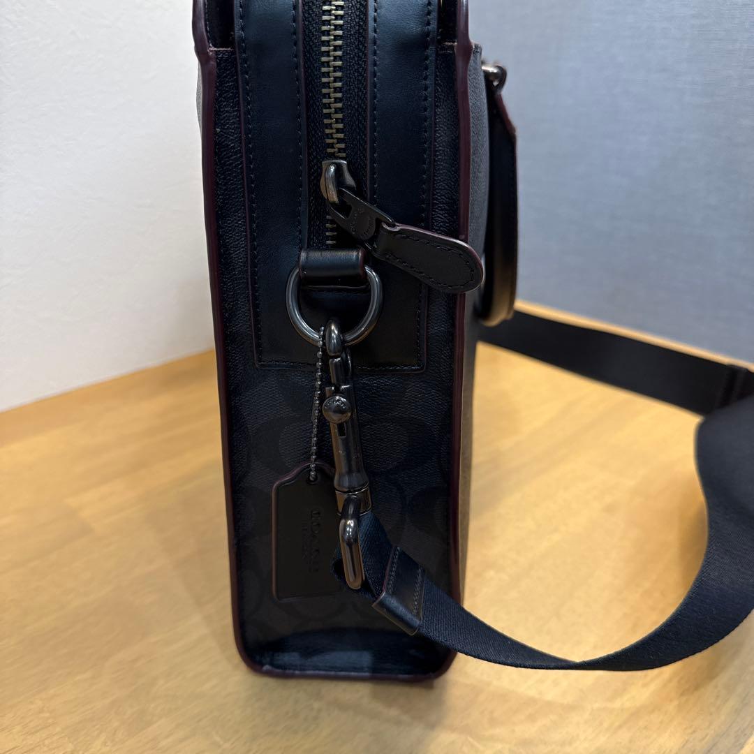 COACH コーチ 2way ショルダーバッグ ビジネスバッグ シグネチャー