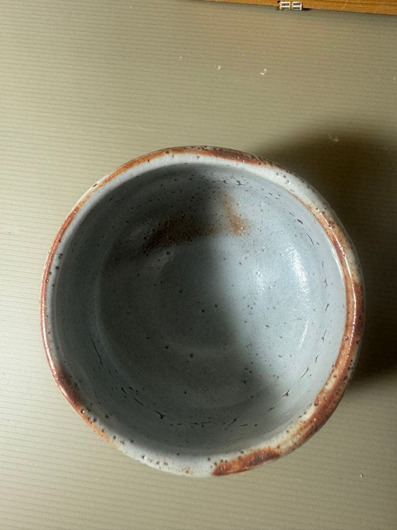 2323 美濃焼 秀山窯 志野茶碗 共箱付 茶道具