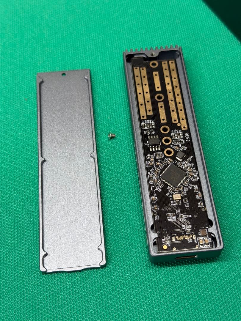 Samsung SSD 980 PRO 2TB ＋ 玄人志向 SSD 外付ケース