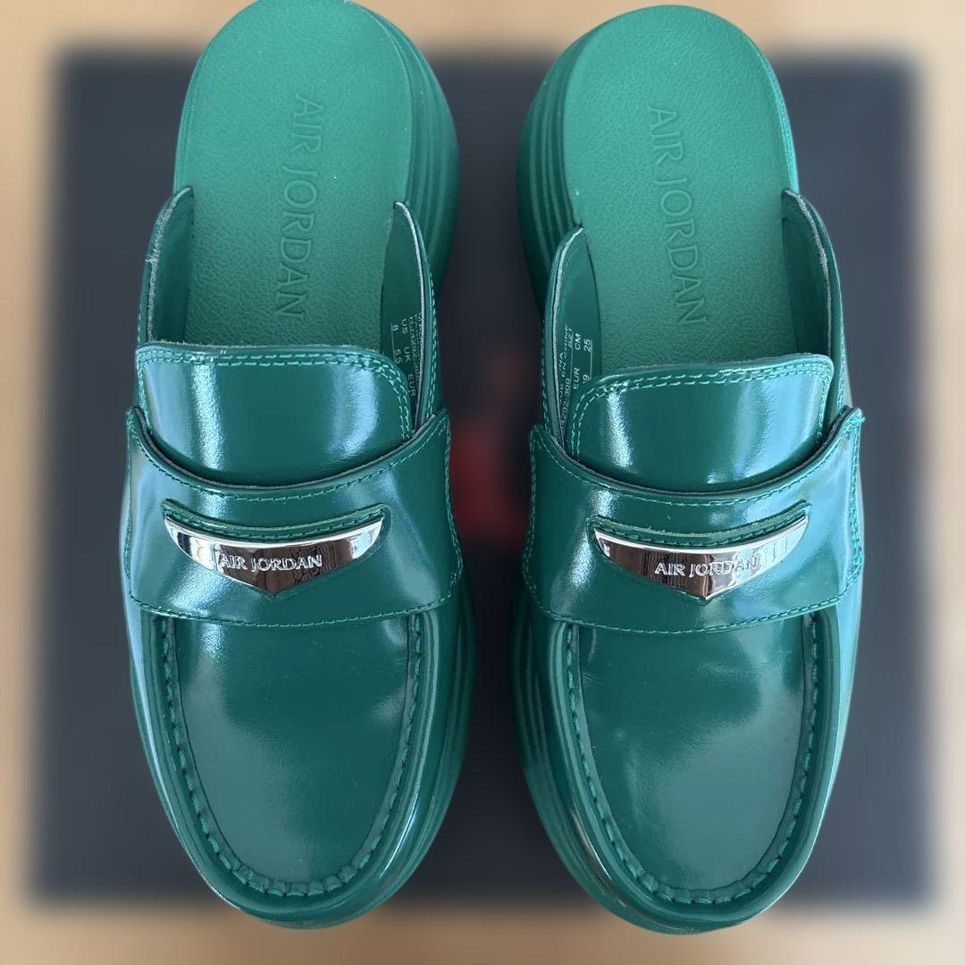 新品　未使用　エアジョーダン　ミュール　グリーン　25cm