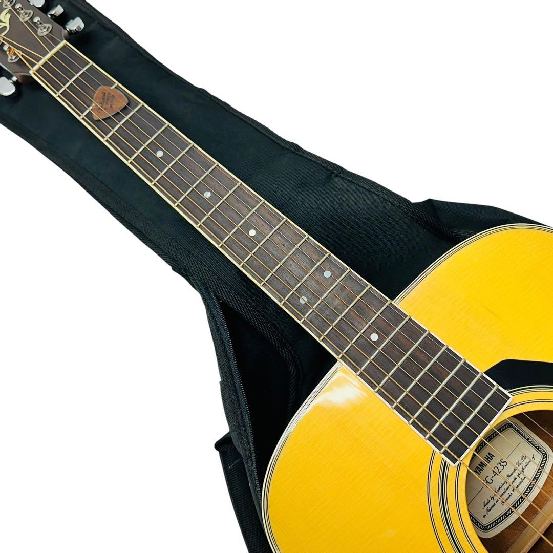 YAMAHA ヤマハ　アコースティックギター　　　FG-423S