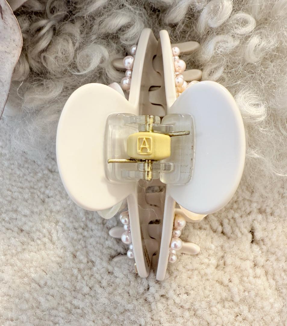 アレクサンドル ドゥ パリ リボンモチーフ ヘアクリップ　パール　スワロフスキー