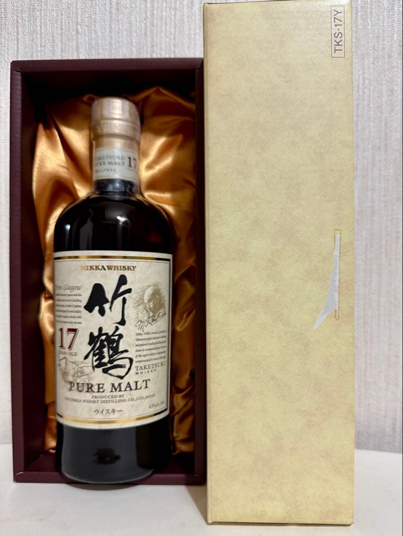 ニッカ　ウイスキー　竹鶴17年　箱付　（新品未開封）