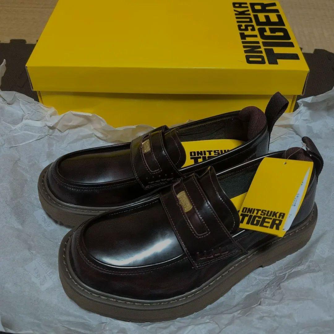 週末特別価格　新品 ONITSUKA TIGER タイガー ローファー