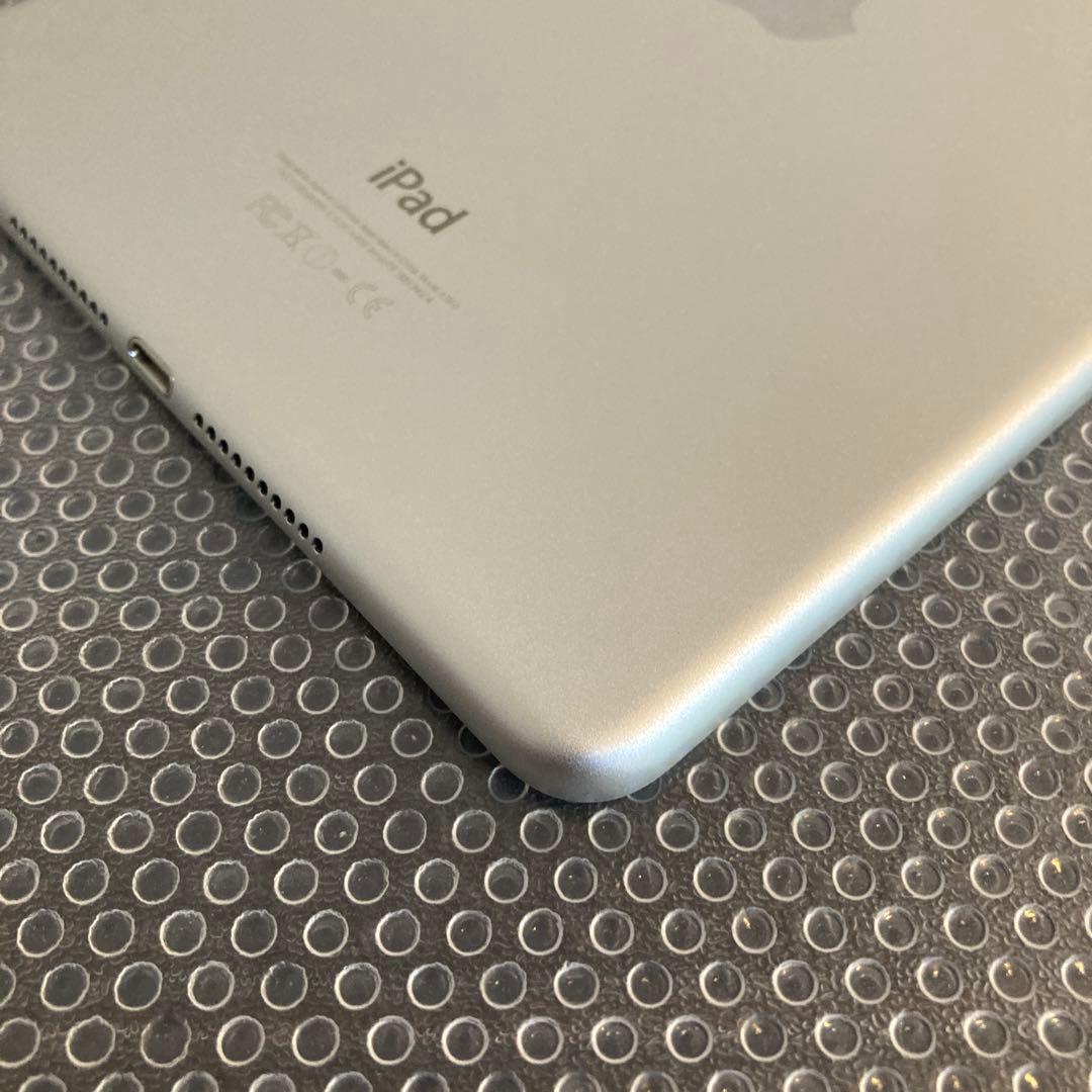 3858 美品☆電池最良好☆iPad mini4 32GB SIMフリー☆