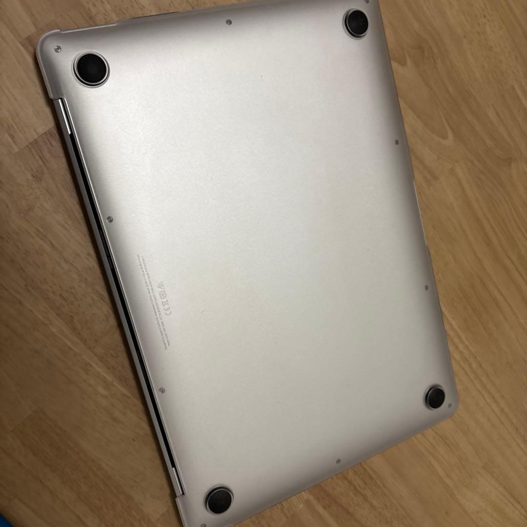 美品　早い者勝ち　Apple MacBook Air M1 256GB