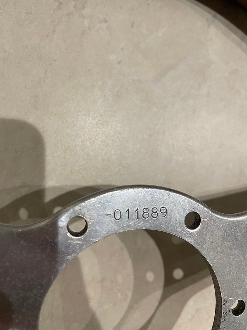 ナルディ　ウッドステアリング　φ33