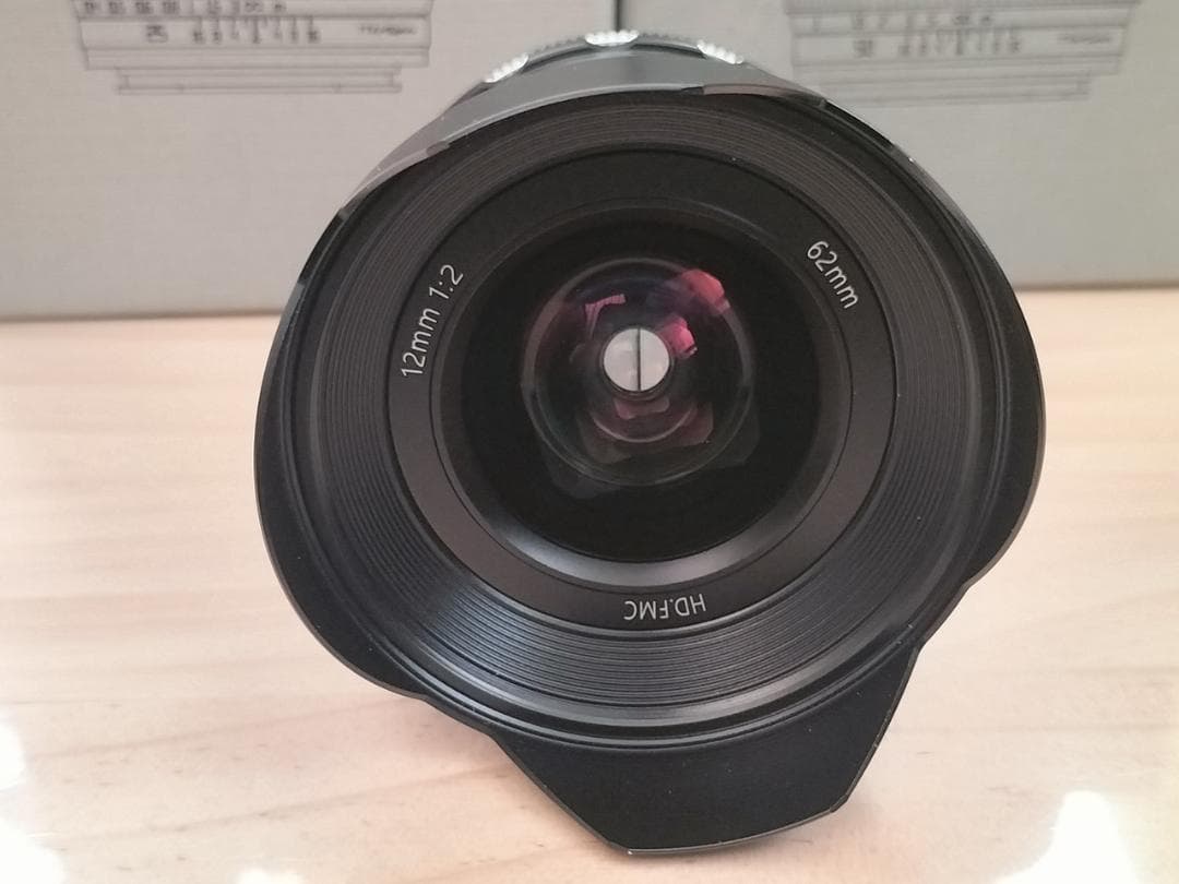 TTArtisan 50mm f2 とPERGEAR 12mm f2 Xマウント