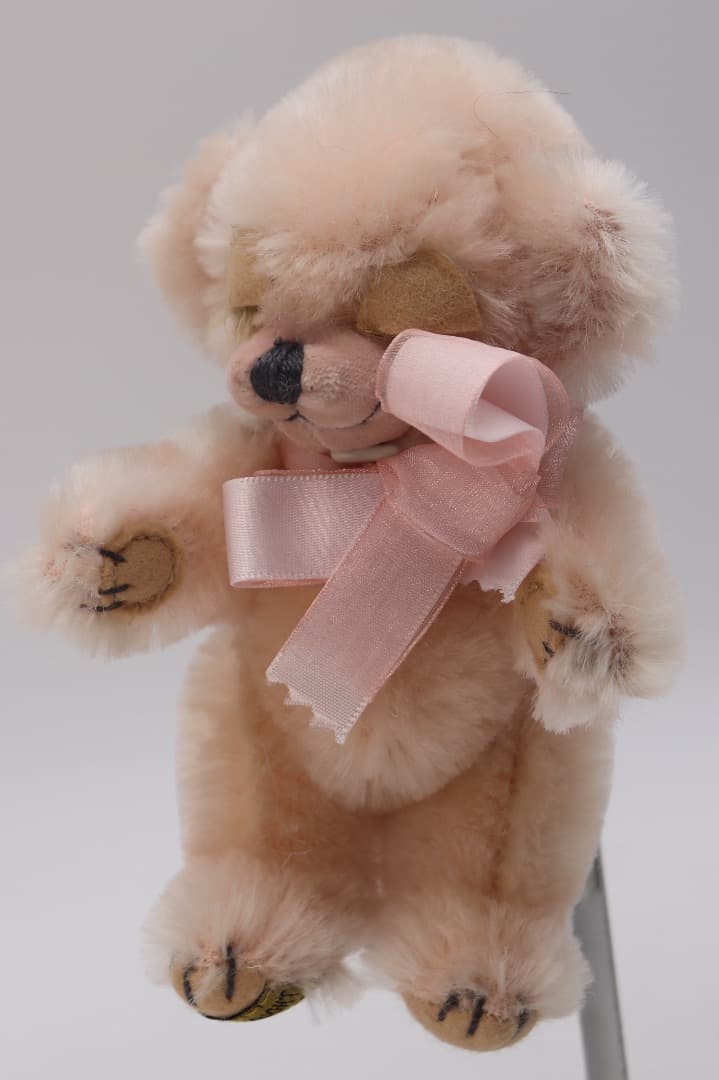 チーキー・ドリームランド 15cm MERRYTHOUGHT 小さなバッグ付き