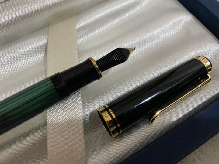 v*d様 中古品　Pekikan M400 万年筆
