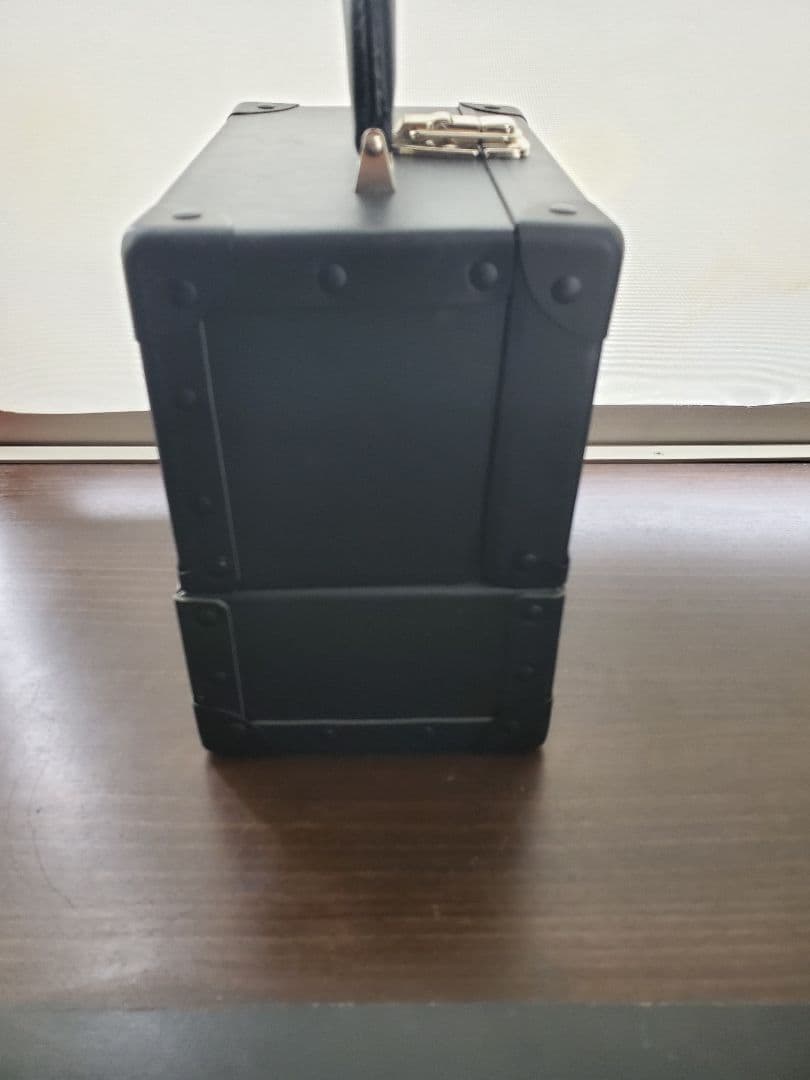 shu uemura セーラームーン メイクアップボックス