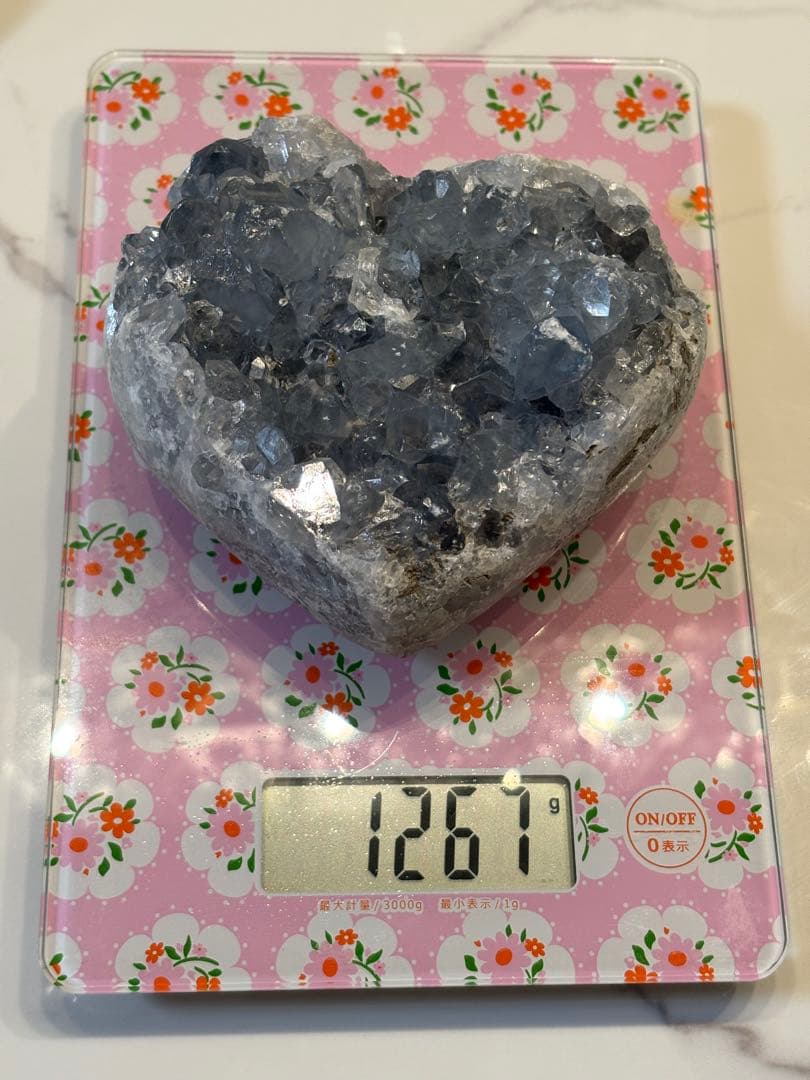 ハート型青灰色クリスタル