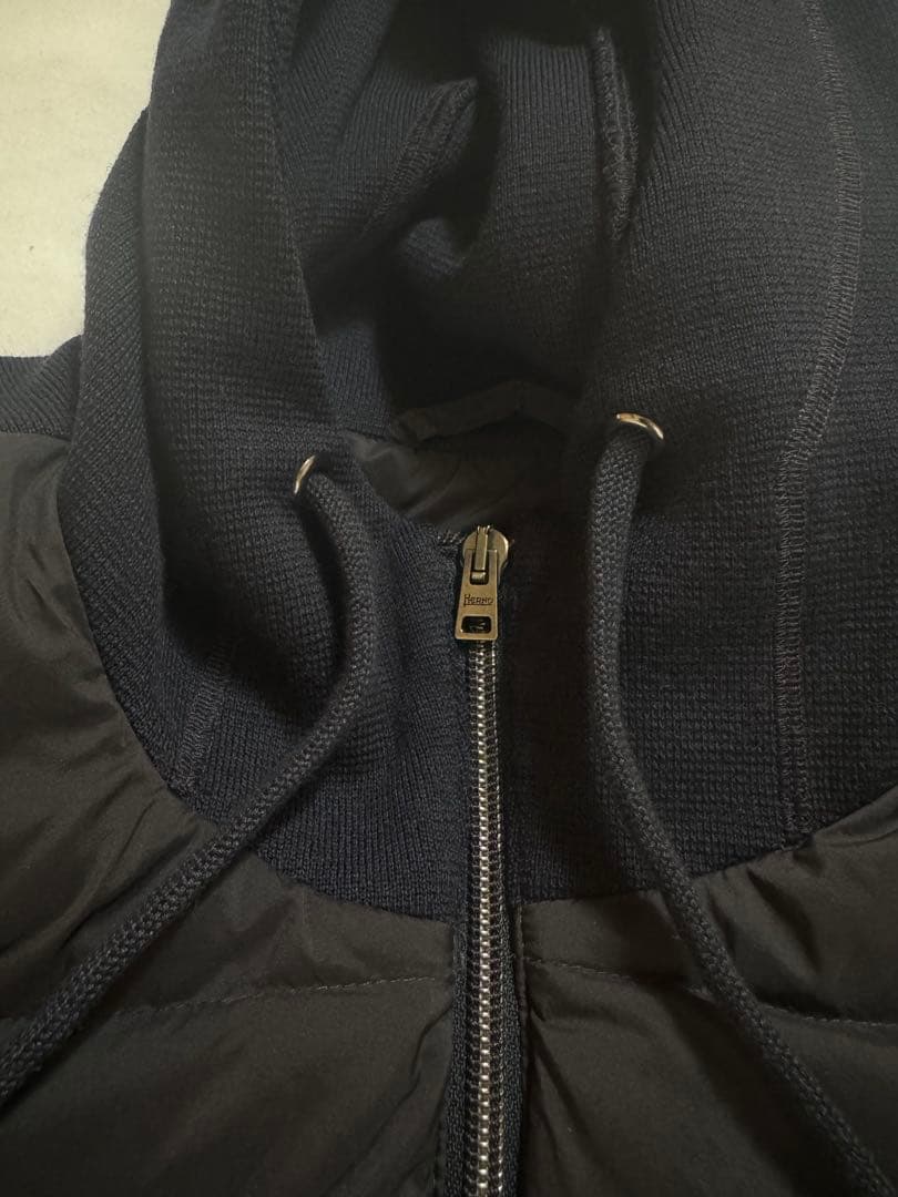 美品　HERNO ヘルノ　ネイビー フード　ダウンジャケット　48