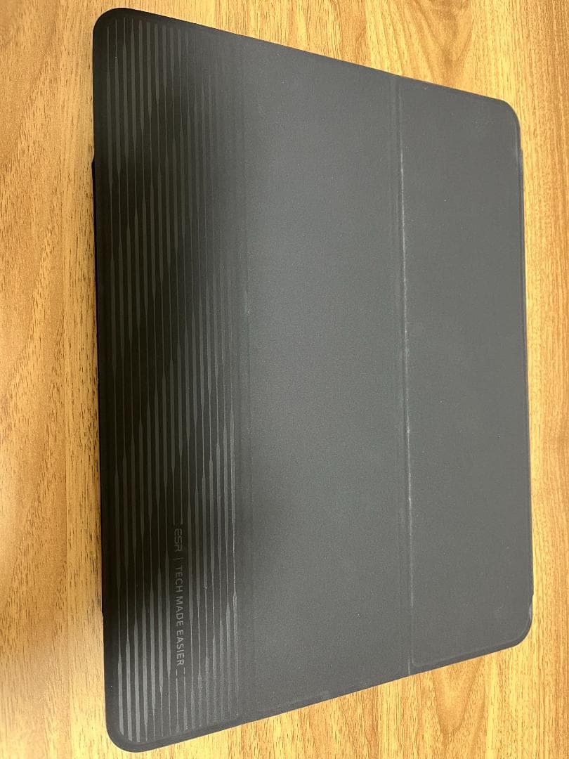 【美品】13インチiPad Air（M2）　初期設定済み