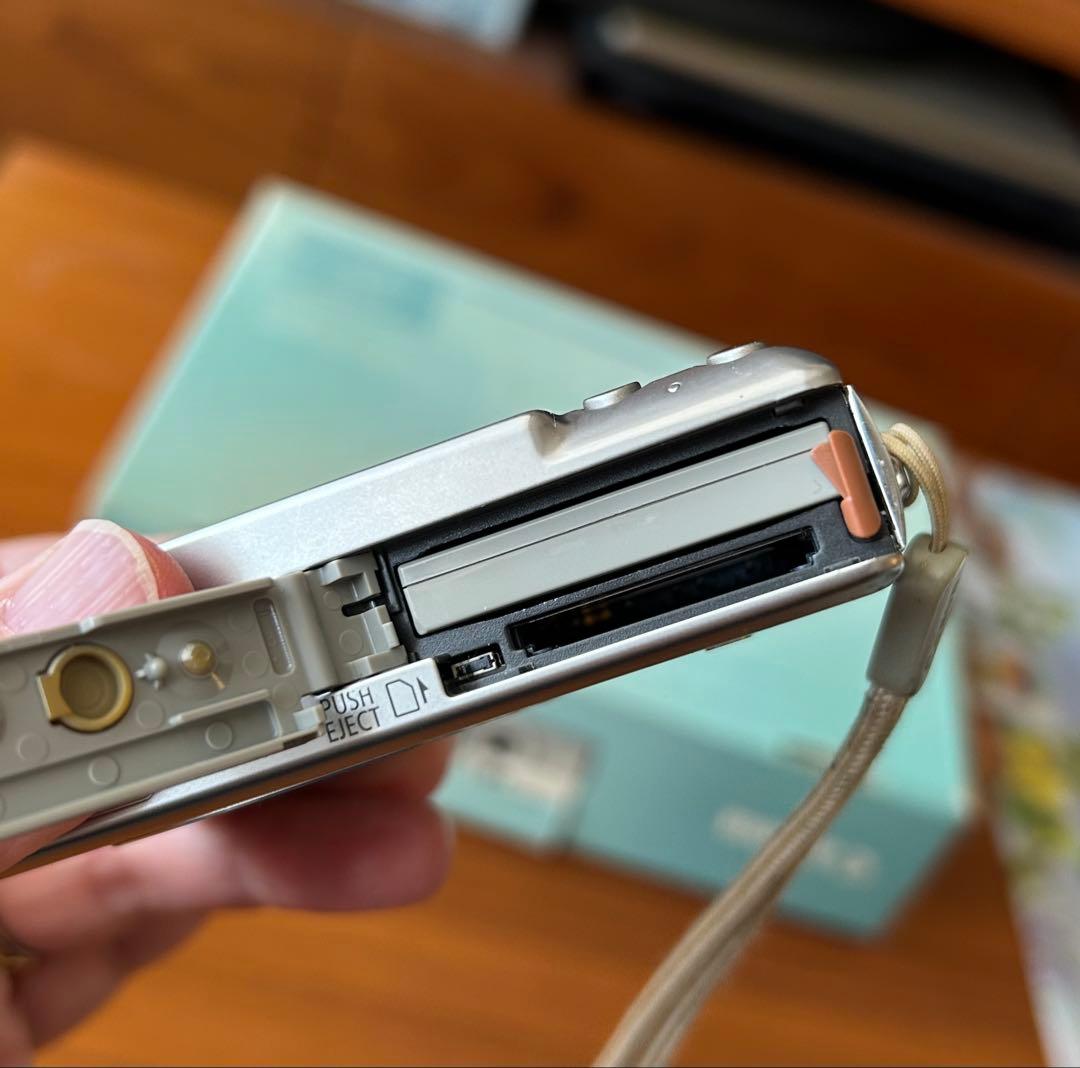 デジタルカメラ canon ixy digital 70