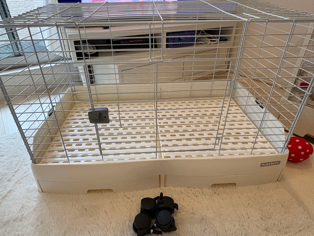 イージーホーム80 エボ ホワイト　おまけ付き(かじり木(大中小)、ボール)