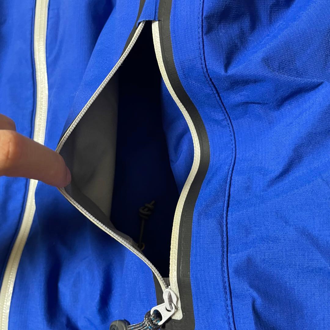 ちょび　mont-bell モンベル ストームジャケット　1102426