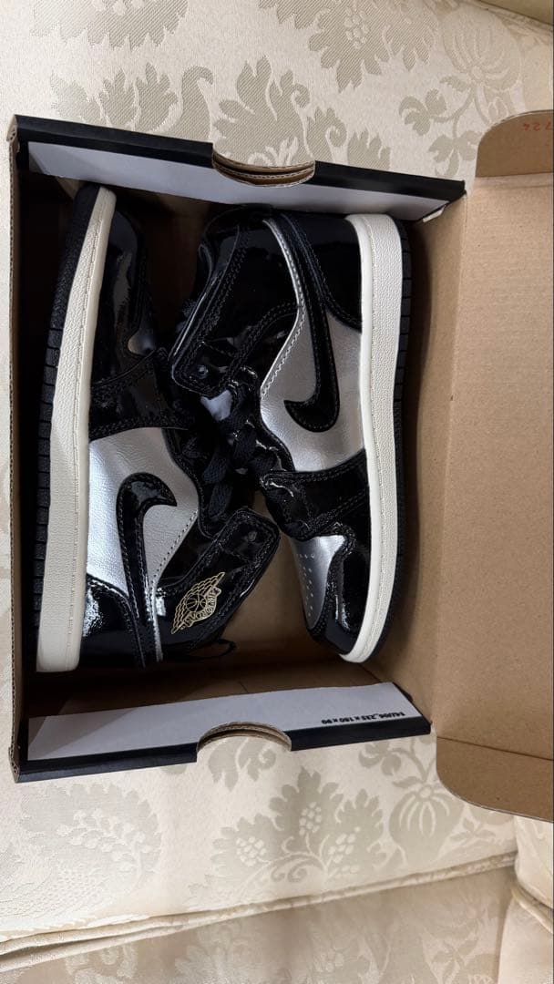 Nike Air Jordan 1 ブラック/シルバー