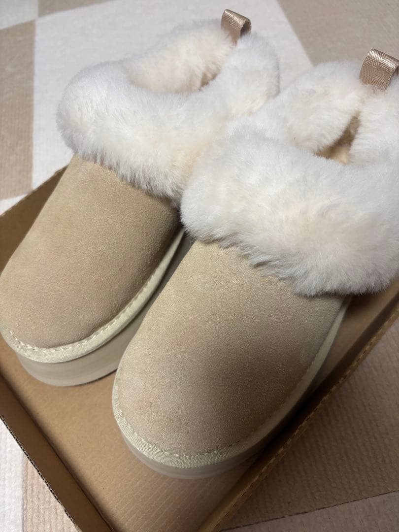 UGG 厚底23.5cm MUSTARD_SEED ムートンブーツ