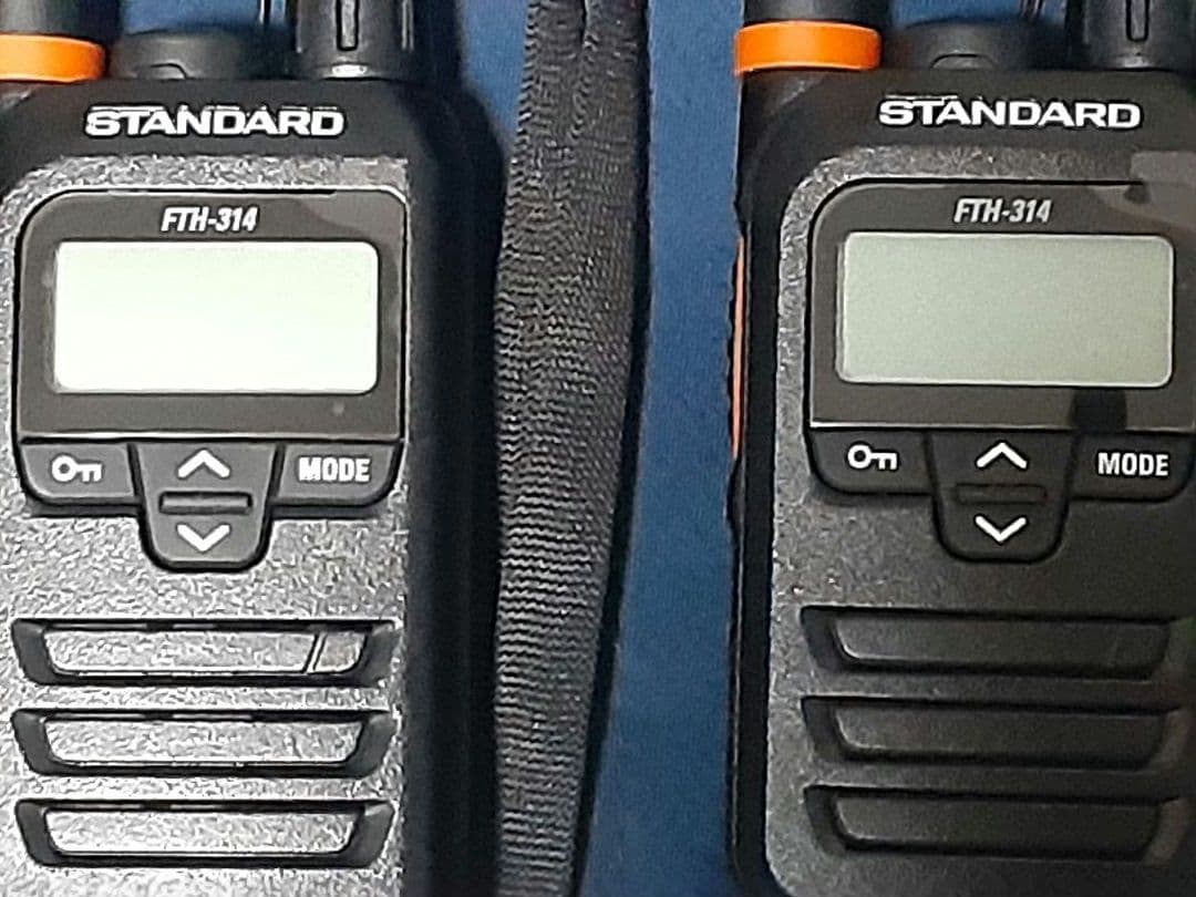 j*n様 極美品✨八重瀬無線✨特小 FTH-314 トランシーバー×✨2点✨豪華