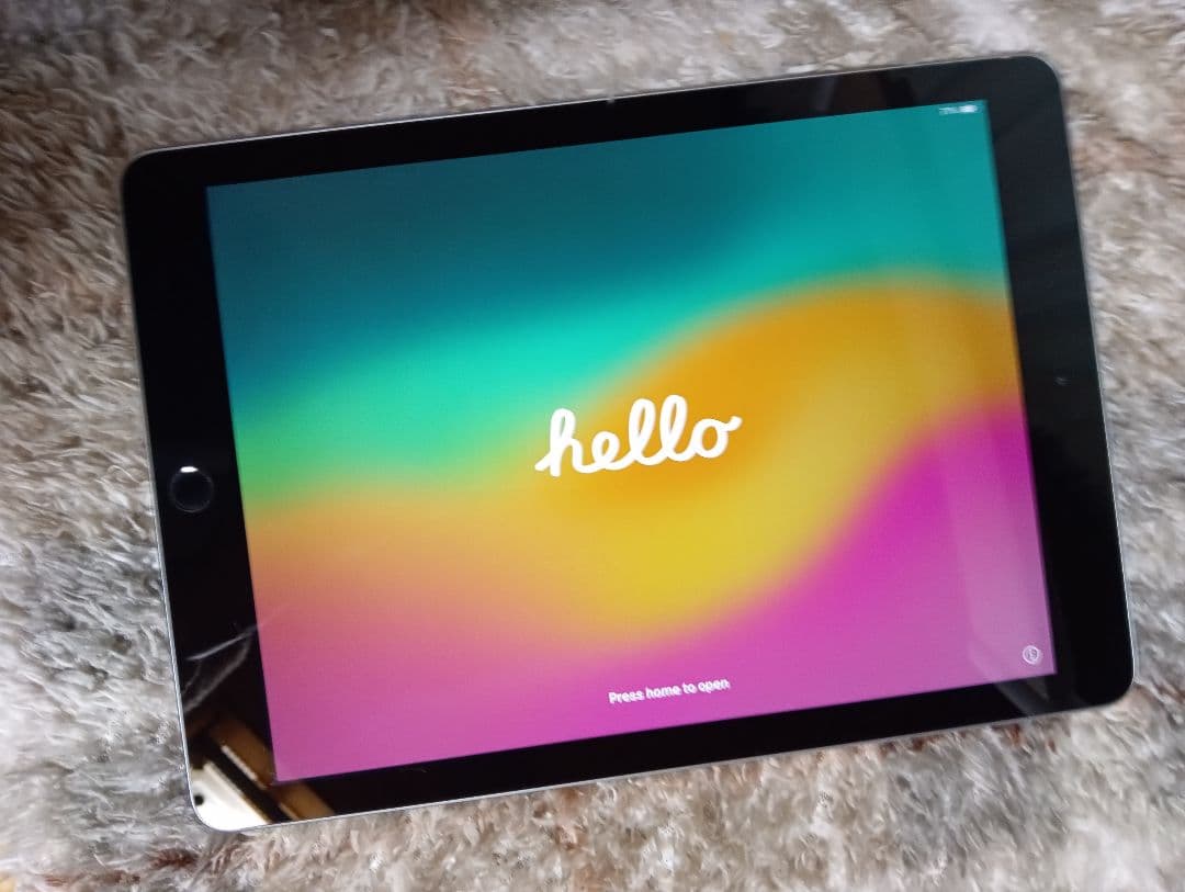 【超美品】Apple iPad シルバー 本体 128GB