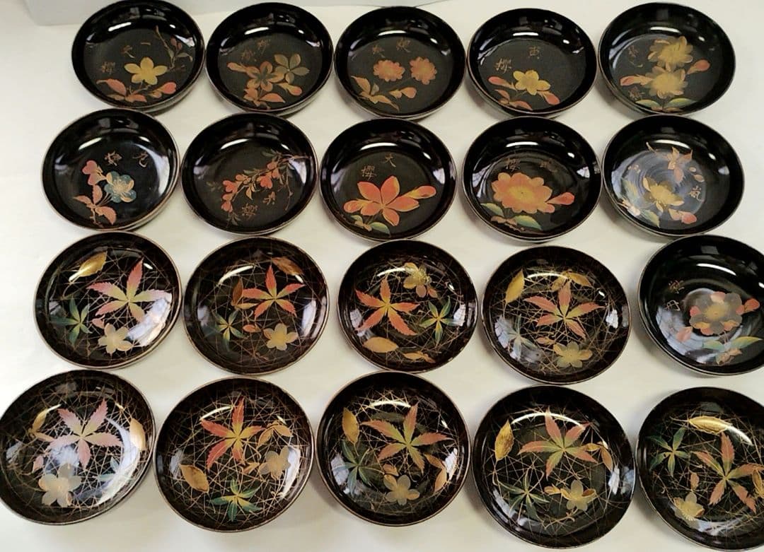花見皿　桜の漆小皿20枚　漆　桜づくし　銘々皿　蒔絵　桜　骨董　VINTAGE