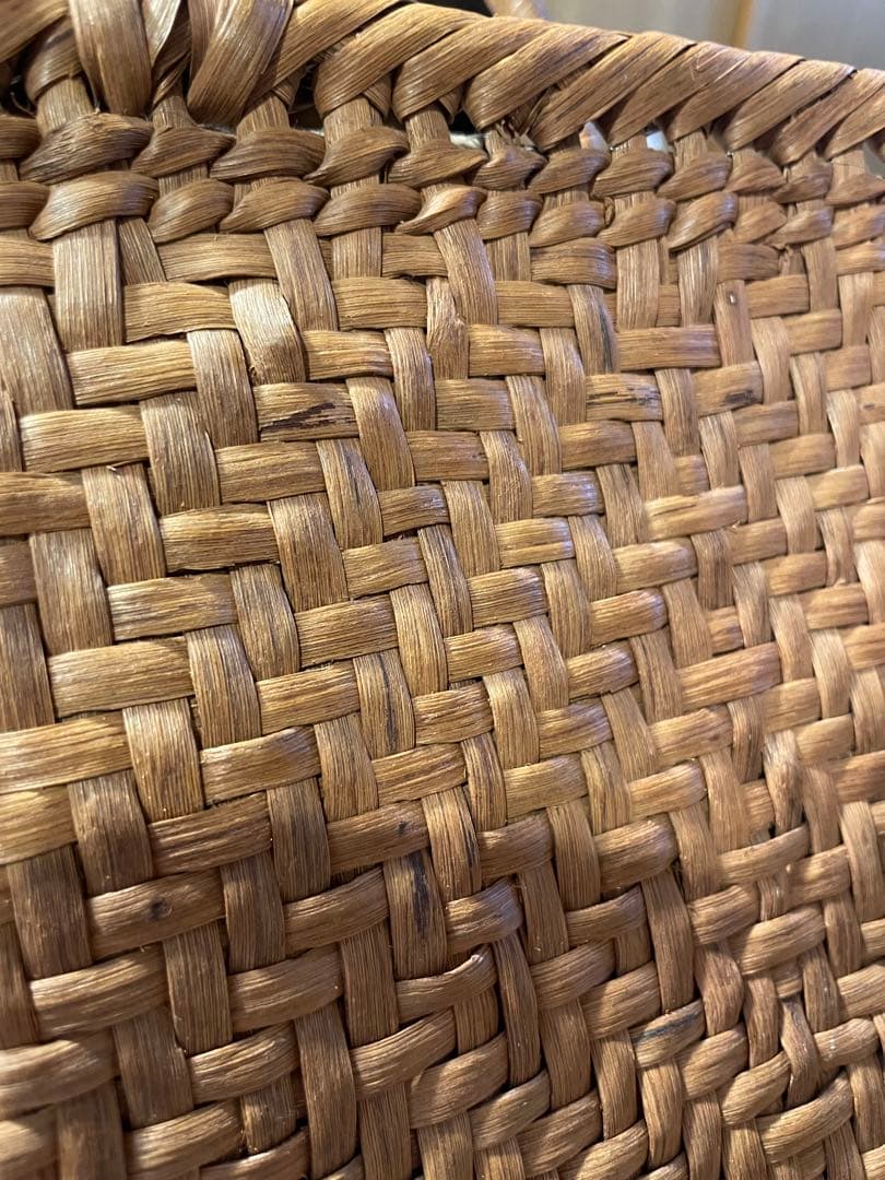 国産　信州山葡萄籠バッグ　内布付き　網代編み　保護猫支援