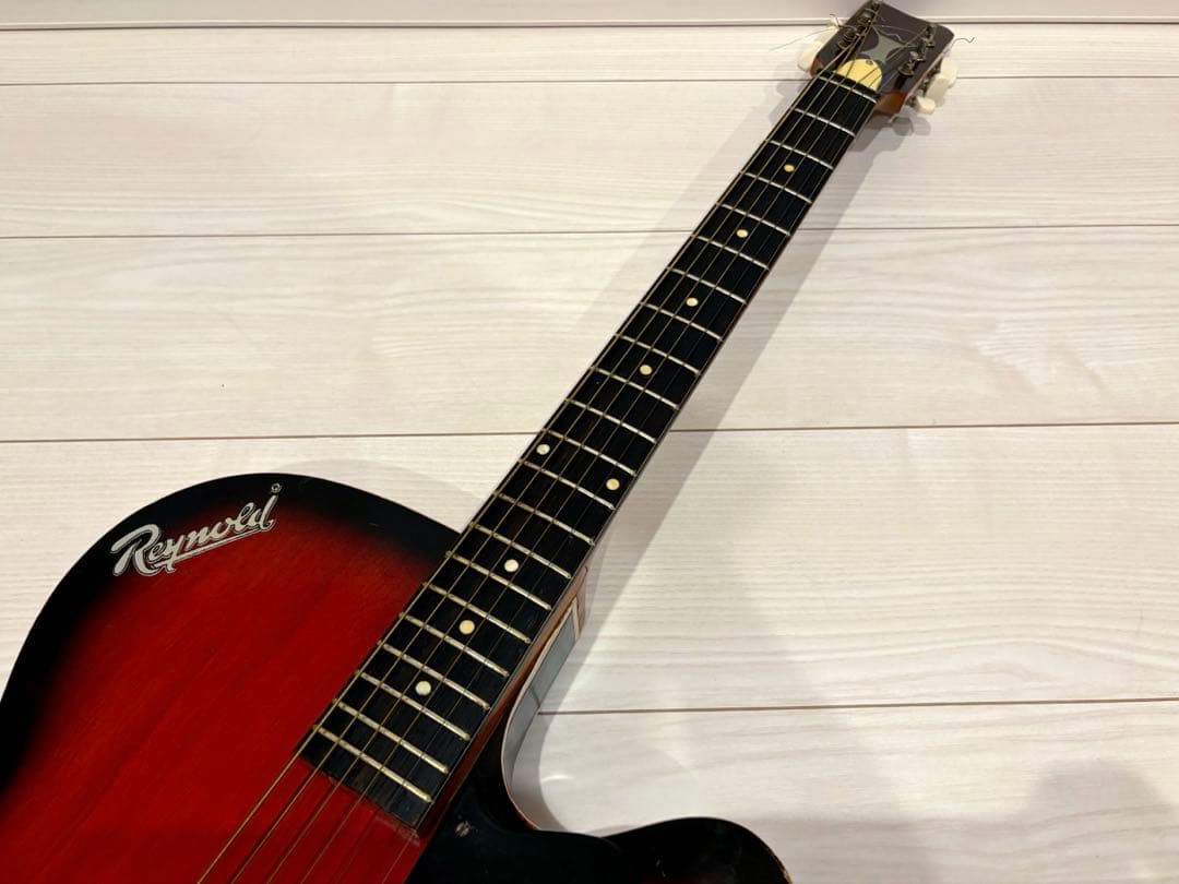 ビザール　アーチトップ　ピックギター　フルアコ　セミアコ　アコースティックギター