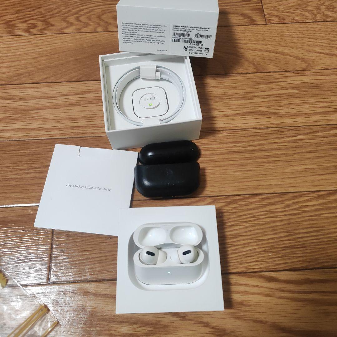 AirPods Pro 1完璧に動作します。