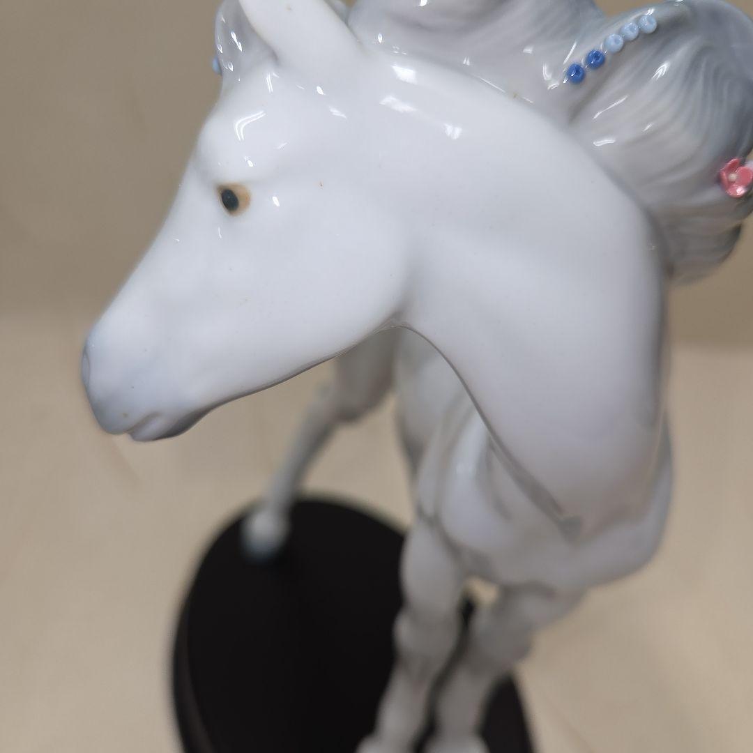 LLADRÓ 陶器 馬の置物
