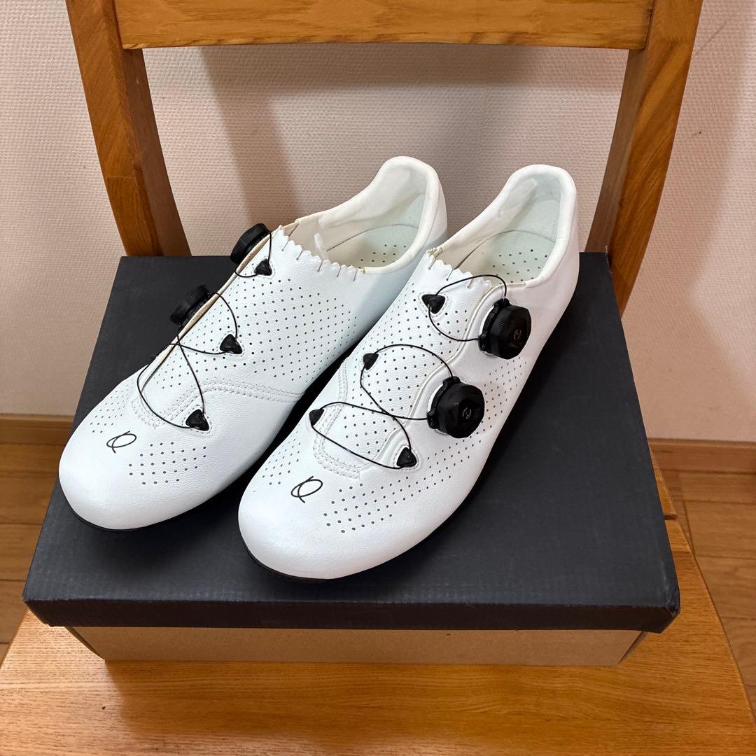 QUOC ホワイト ビンディングシューズ