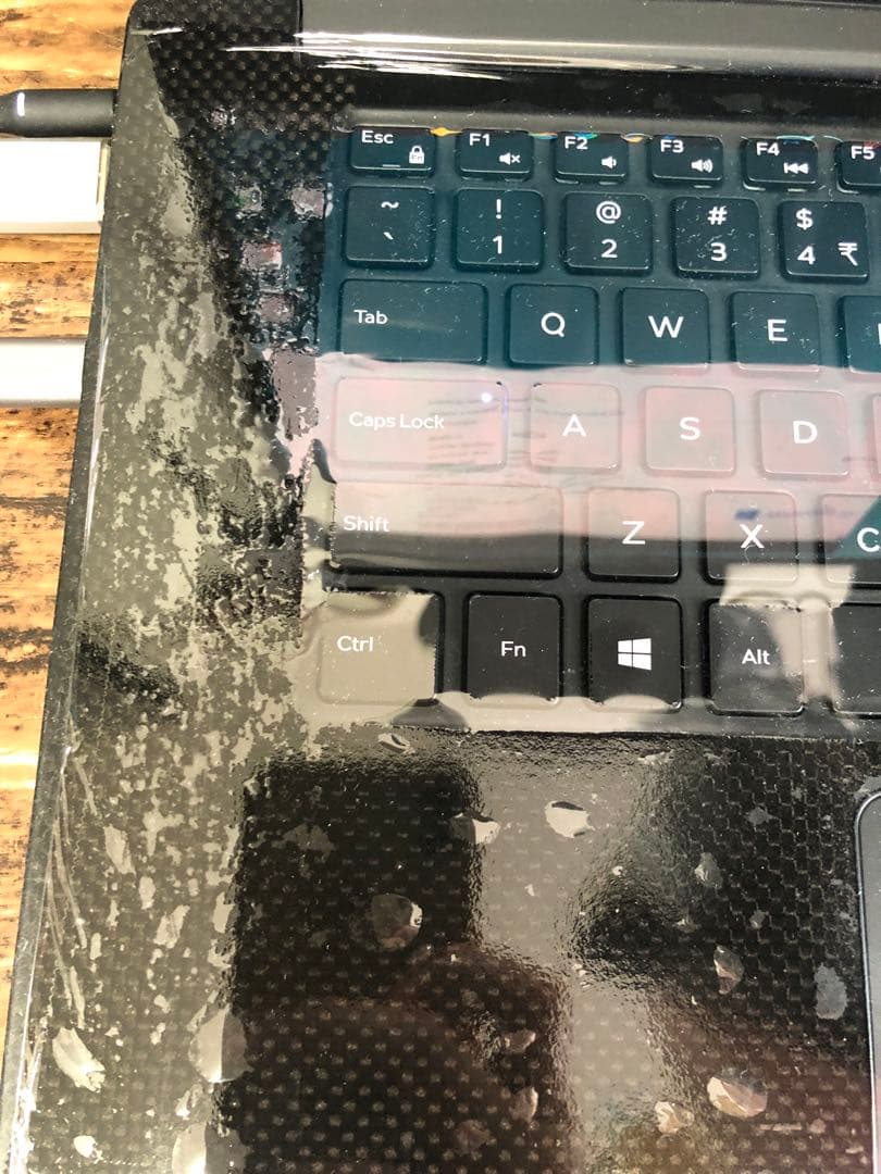 Dell XPS 15-9570 - core i9 メモリ32GB