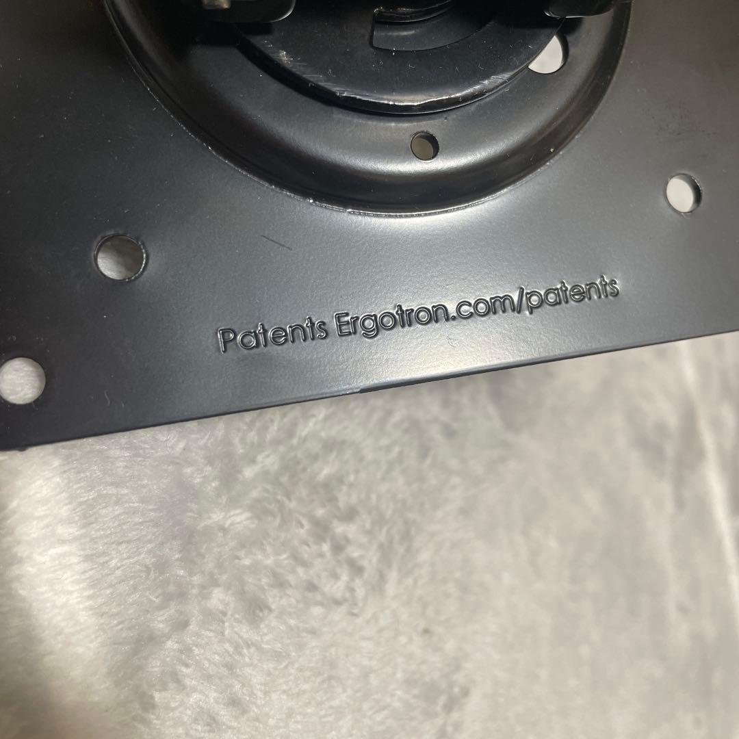 モニターアーム