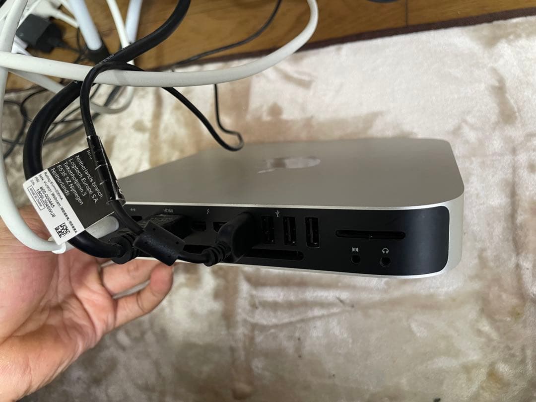 Mac mini セット / 18.5型モニター・カメラ付