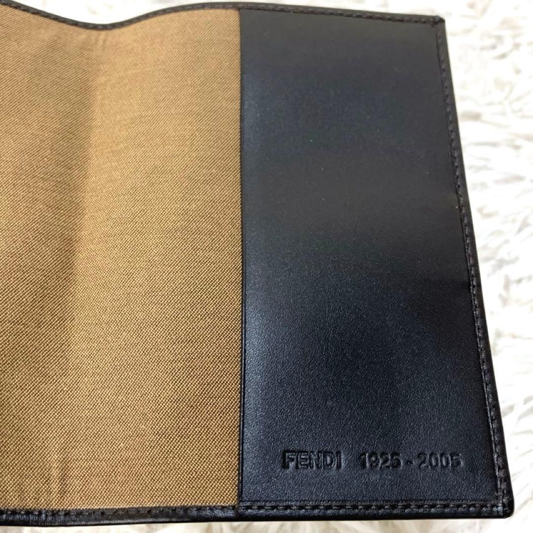 ✨新品フェンディ パスポートケース ズッカ FF メンズ レディース 本物 正規