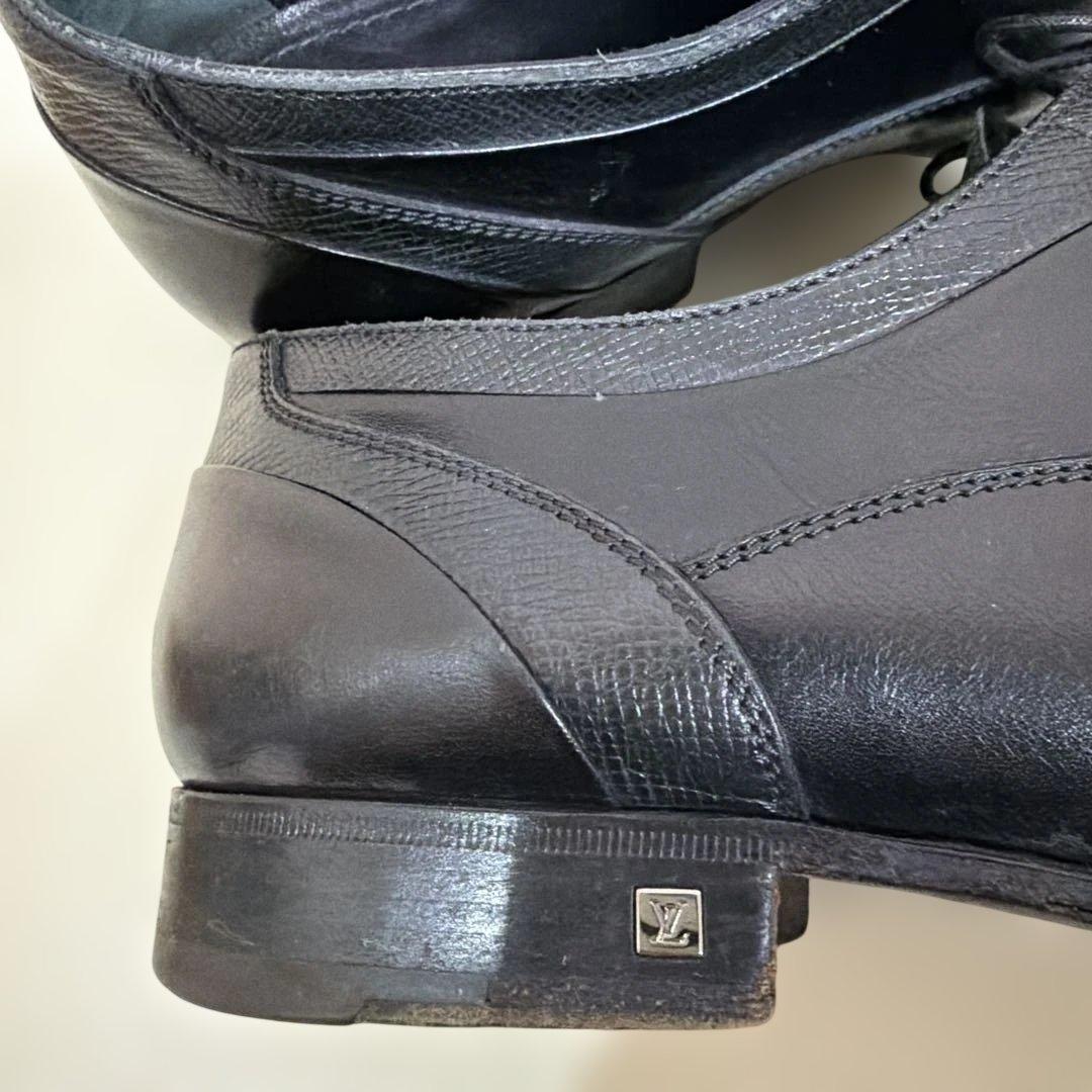 ルイヴィトンシューズ　ブラック 9.5サイズお値下げコメント下さい