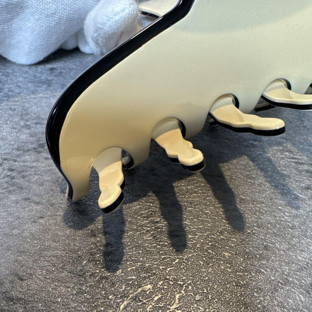 人気 ALEXANDRE DE PARIS クリップ ベージュ LISERAI