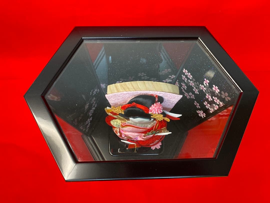 羽子板　六角ガラスケース８号・サイズ間口約３０×奥行約２１×高さ約４０㎝